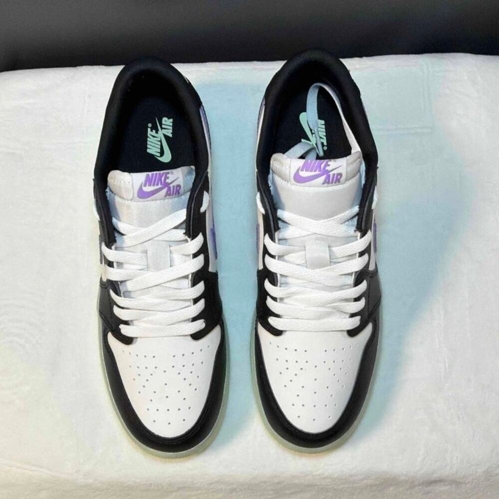 Air Jordan 1 Retro Low OG GS Black Raspberry HF0410-001 Size 7Y - Picture 9 of 16